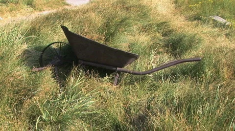 Antique Wheel barrel Stockbeeldmateriaal 519477