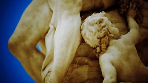 Antique white marble statue Vídeos de archivo 129503014