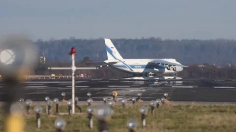 Antonov 124 100 prepairing to start at the airport of linz Stock Footage 168014110