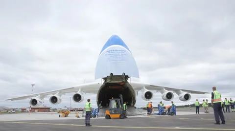 Antonov 225 "Mriya" Stock Footage 39585710