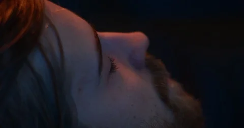 Anxious man in dark environment Video stock 111386546