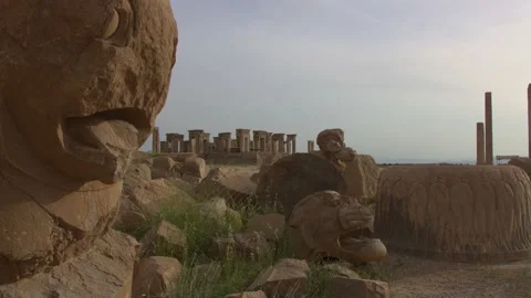 Apadana lion in timelaps Stock Footage 160963895