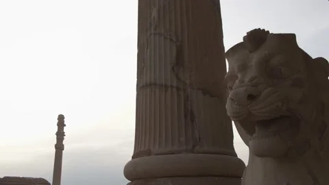 Apadana lion in timelaps Stock Footage 162008790