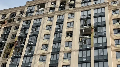 An apartment building destroyed by bombs and artillery shells Video stock 192059165