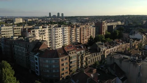 Apartment complex in a densely populated area in Brussels, Belgium. Stock-Footage 283805175