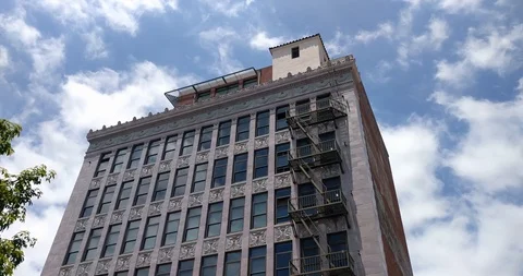 Apartment Complex Establishing Shot 動画素材 91156239