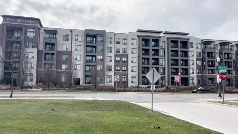 Apartment complex in Royal Oak, Michigan. Видео 333227013