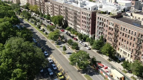 Apartment row along the Eastern Parkway malls in Brooklyn Stock Footage 115053474