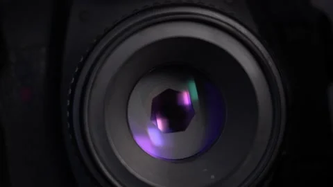 Aperture closing and opening. Stock Footage 163044537