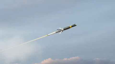 APKWS II Laser-Guided Rocket Flying Through Cloudy Sky Vídeo Stock 347531306
