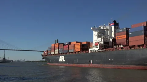 Apl belgium container ship and talmadge bridge, savannah river, ga, usa Stock-Footage 44922561