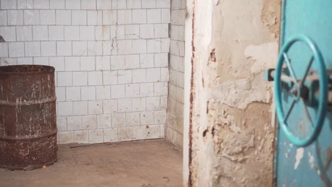 Apocalypse Bunker Abandoned Zombie Bomb Shelter Horror Stock-Footage 118651653