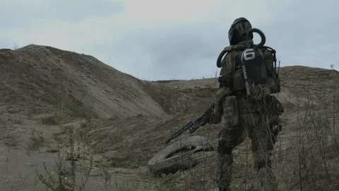 Apocalypse. A lonely warrior wanders through the wasteland. Stock Footage 95416337