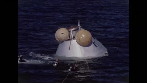 Apollo 8 back-up crew command module rotating into nose-up position Stockbeeldmateriaal 271518412
