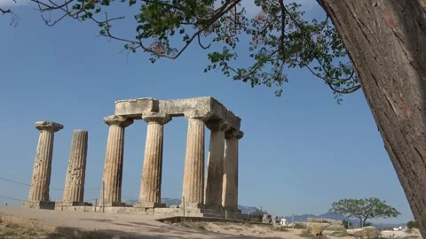 Apollo temple ruins ir Corinth, Peloponnese, Greece 스톡 동영상 290956412