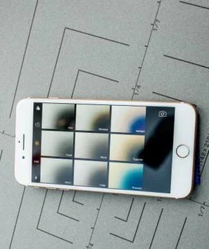 App on Apple iPhone Plus the application software Fotos de archivo