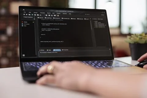 App developer using terminal window with code Foto stock