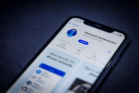 App Store Apple Free Apps - Microsoft Authenticator Stock Photos