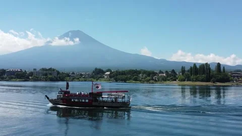 Appare Boat &amp; Mount Fuji Stock-Footage 339274955