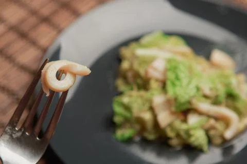 Appetizing salad with squid Foto stock