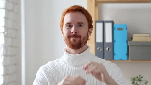 Applause, Clapping Man with Red Hairs Stock-Footage 75566646