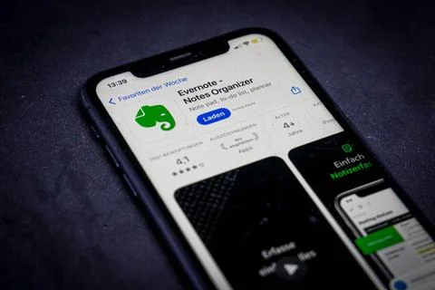   Apple App Store auf einem iPhone. Favoriten der Woche. Evernote - Notes ... Stock Photos