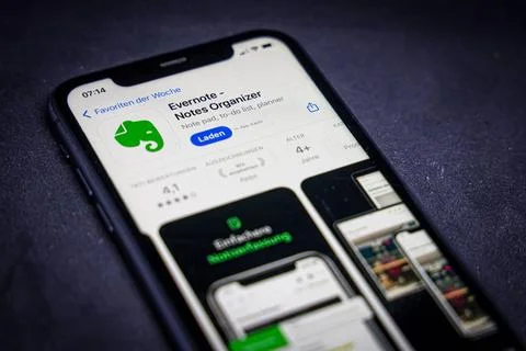   Apple App Store auf einem iPhone. Favoriten der Woche. Evernote - Notes ... Stock Photos