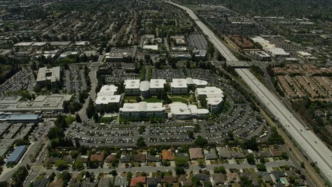 Apple Campus (Current) Aerial Semi-Circle Stockbeeldmateriaal 81173504