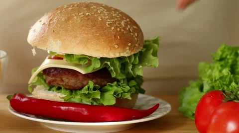 Apple cheeseburger Video stock 47898735