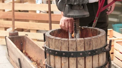 Apple cider traditional producion Stock Footage 116608268