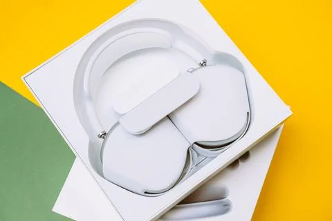 Apple Computers AirPods Max over-ear headphones 写真素材