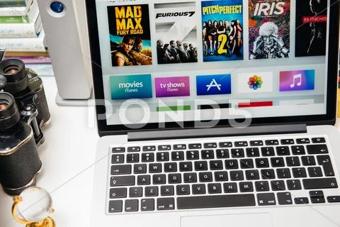 Apple Computers new iPad Pro, iPhone 6s, 6s Plus and Apple TV Stock Photos