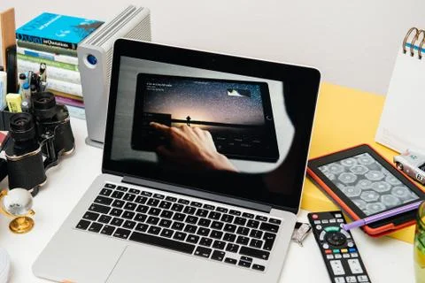 Apple Computers new iPad Pro, iPhone 6s, 6s Plus and Apple TV Stock Photos