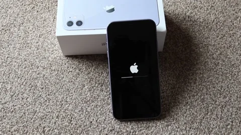 Apple iPhone 11 Video stock 132038955