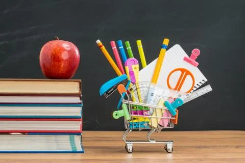 Apple lunch will help you shopping for back to school education 스톡 사진
