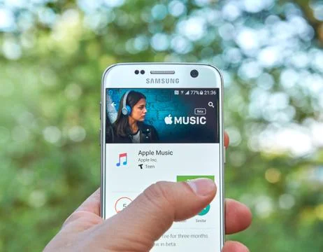 Apple Music android app Stock Photos