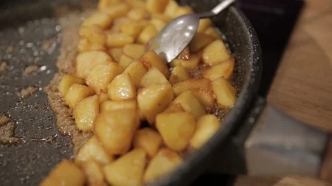 Apple pieces Caramelizing in a Pan Stock-Footage 85863154