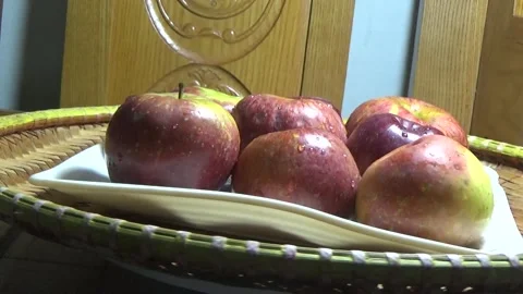 Apple on plate Stock Footage 292336447