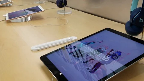 Apple Store - Beats &amp; iPad Video stock 93811763