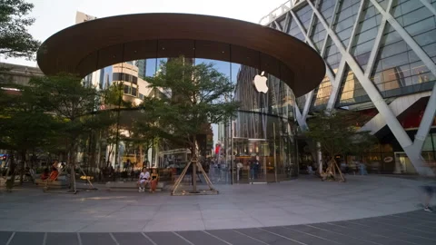 Apple store at Central World, Bangkok Timelapse hyperlapse Thailand - 10.02.2024 Stock Footage 267571361