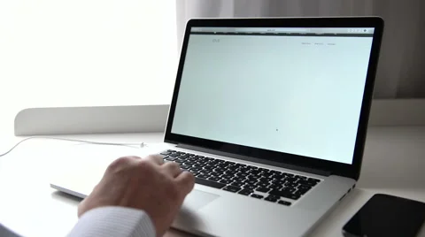 Apple webpage on macbook Stock Footage 43208196