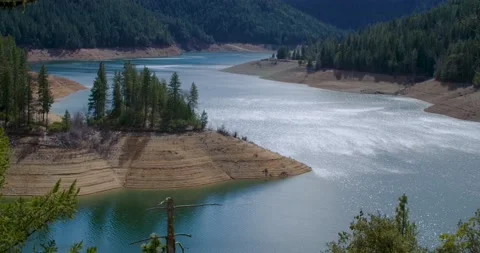 Applegate lake Oregon wind on lake Stock Footage 162785979