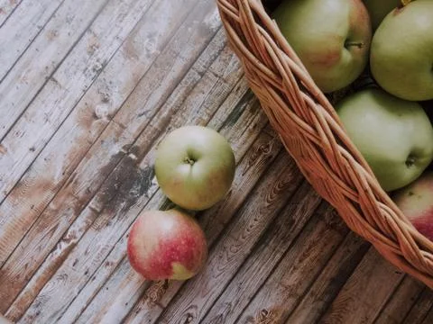 Apples in basket Stock Photos