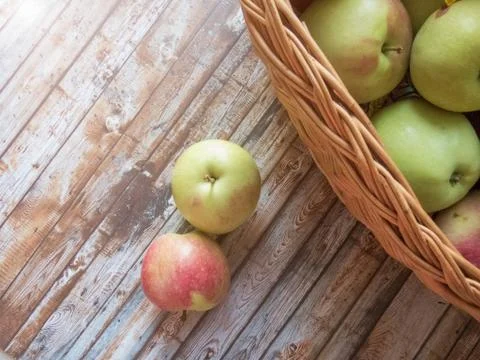 Apples in basket Stock Photos