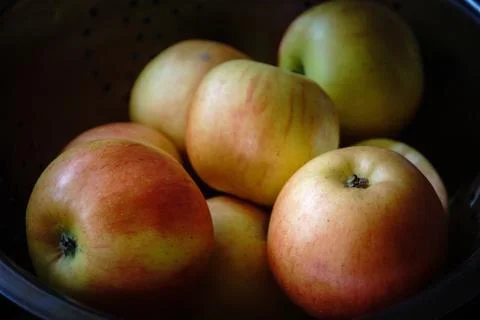 Apples in a bowl Stock Photos