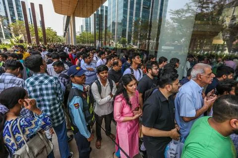 Apple's first retail store opening in Mumbai, India - 18 Apr 2023 写真素材