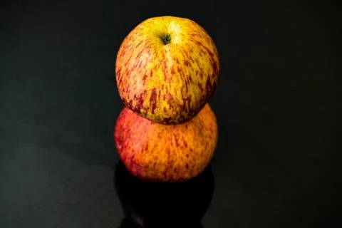 Apples on isolated black background Foto stock