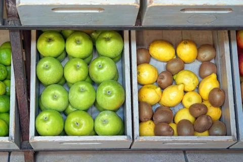 Apples lemons kiwi Stock Photos