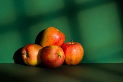 Apples pile Stock Photos