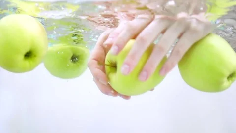 Apples washing in slow motion Stock Footage 76041052
